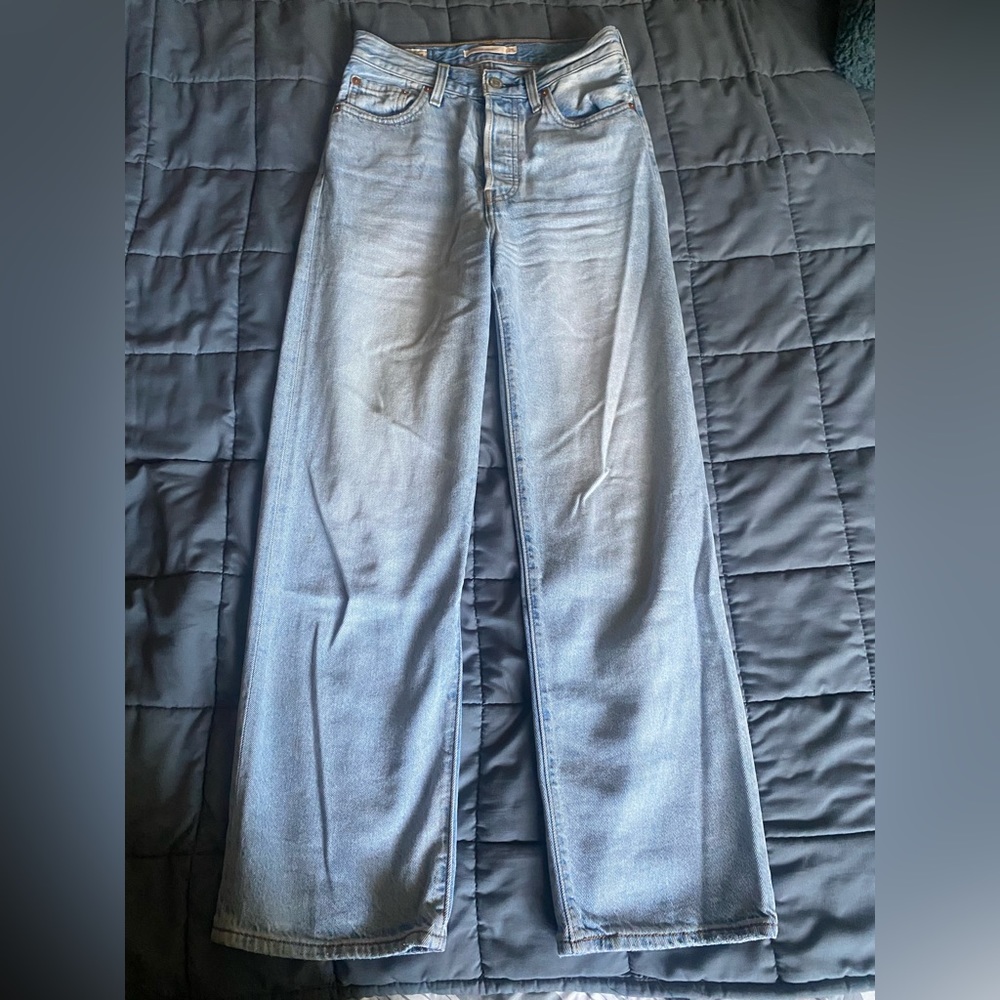 Levis ribcage straight jeans